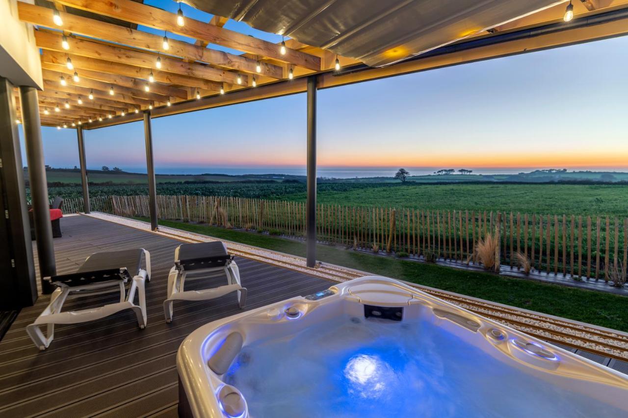 Villa Vue A Couper Le Souffle - De Charme Avec En Bord De - Pointe Finistere Plougonvelin