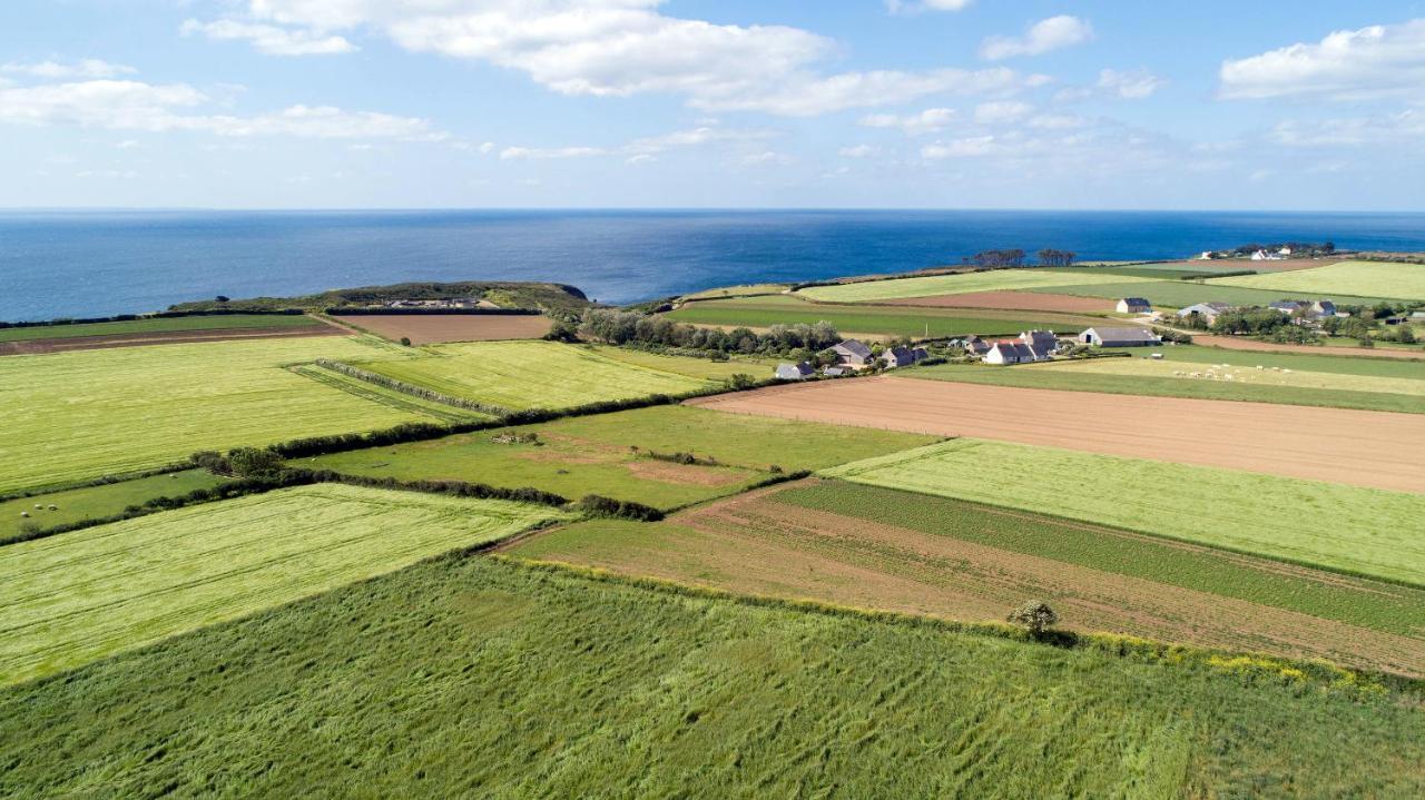 Villa Vue A Couper Le Souffle - De Charme Avec En Bord De - Pointe Finistere