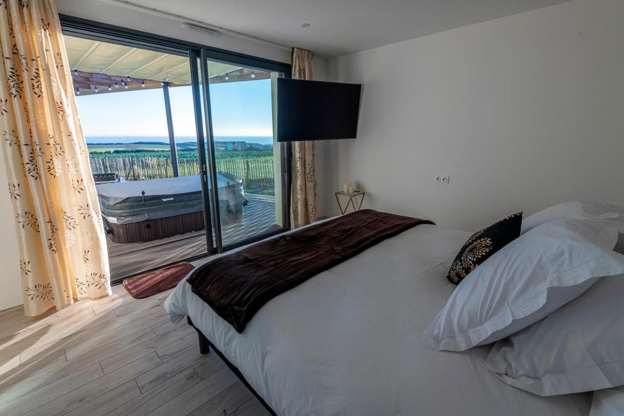 Villa Vue A Couper Le Souffle - De Charme Avec En Bord De - Pointe Finistere